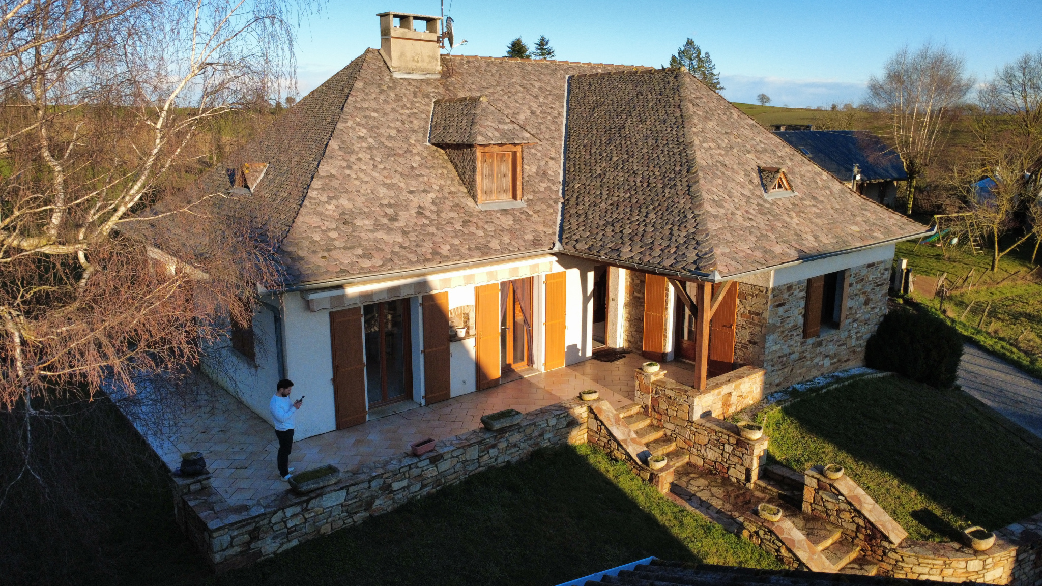 Maison T7 de 170 m2 sur terrain 1000 m2 - RULLAC St CIRQ – Image 2