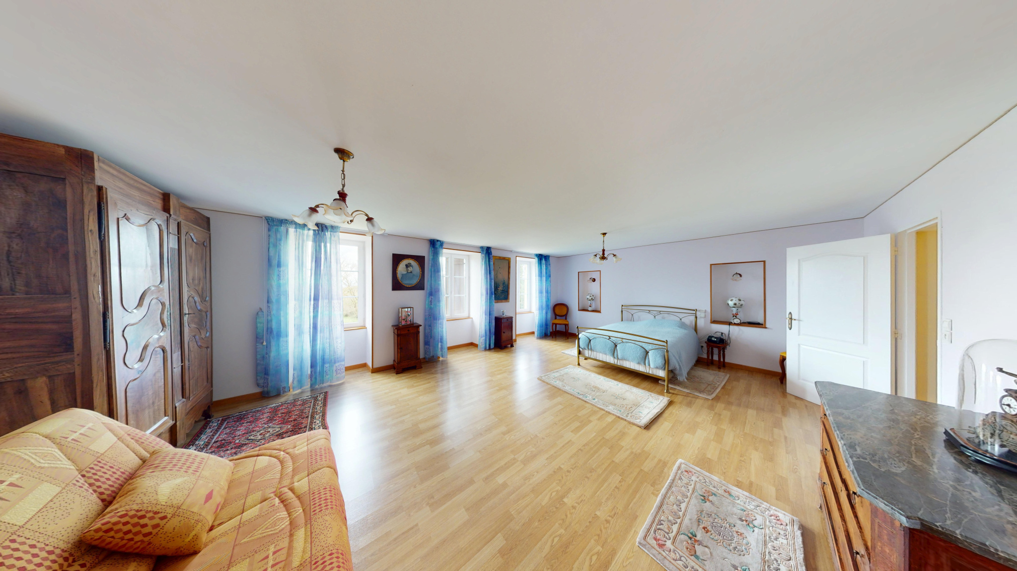 Demeure de charme - 320 m2 habitable avec dépendance sur terrain de 2.3 hectares - TREVIEN – Image 7