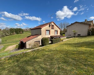 Maison - T5 de 115 m2 - terrain 2990 m2 - Saint-Benoit de Carmaux