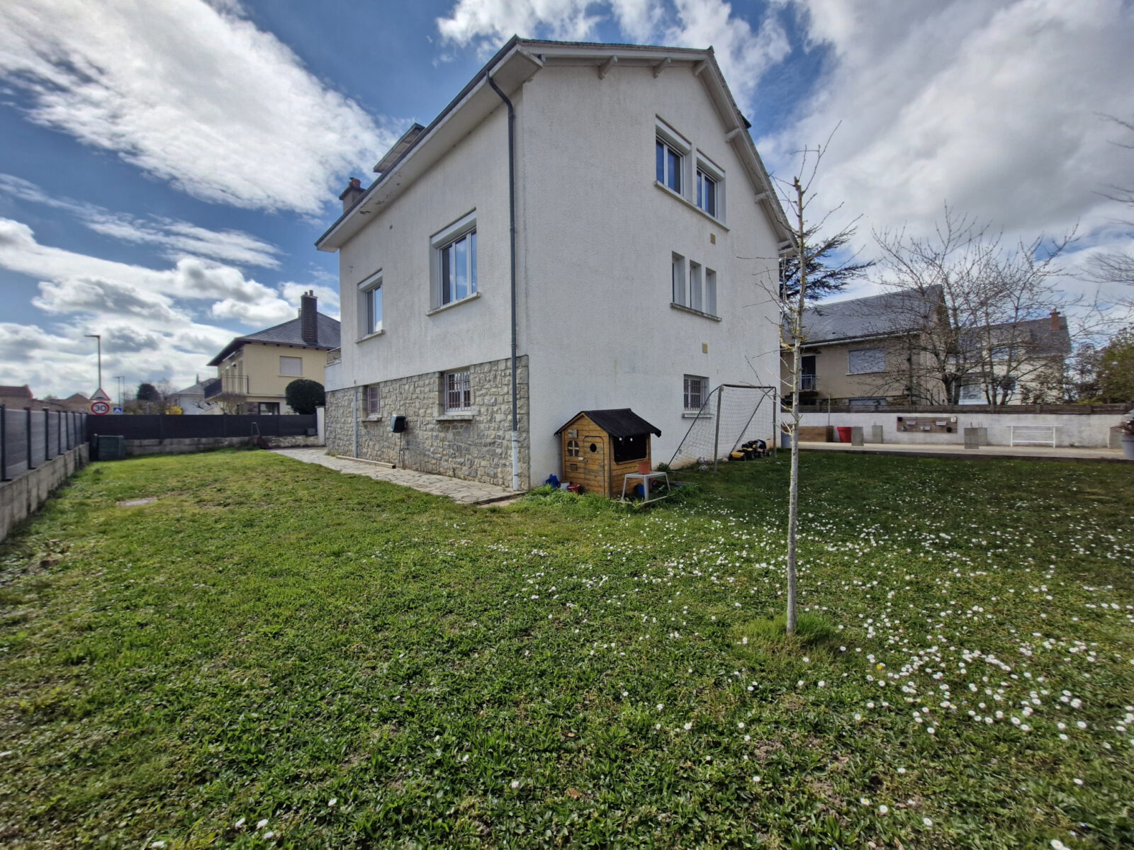 MAISON - 8 pièces - 180M2 – Image 6